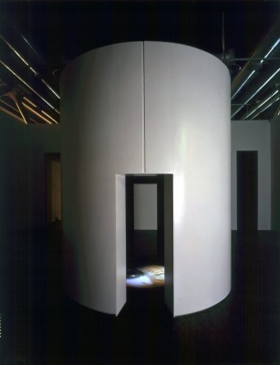 Corps Etranger, in association with Tate, White Cube and Sam Forster photo: Philippe Migeat